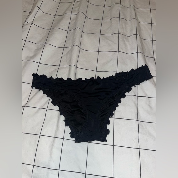 Ruffle Cheeky Bikini Bottom M - Picture 3 of 5